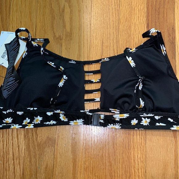 NWT!! Volcom Ur A Daisy Scoop neck Bikini Top Size Small - Picture 7 of 8